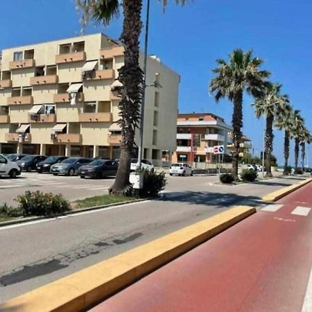 Ad Un Passo Dal Mare Apartment Porto Sant'Elpidio Exterior photo