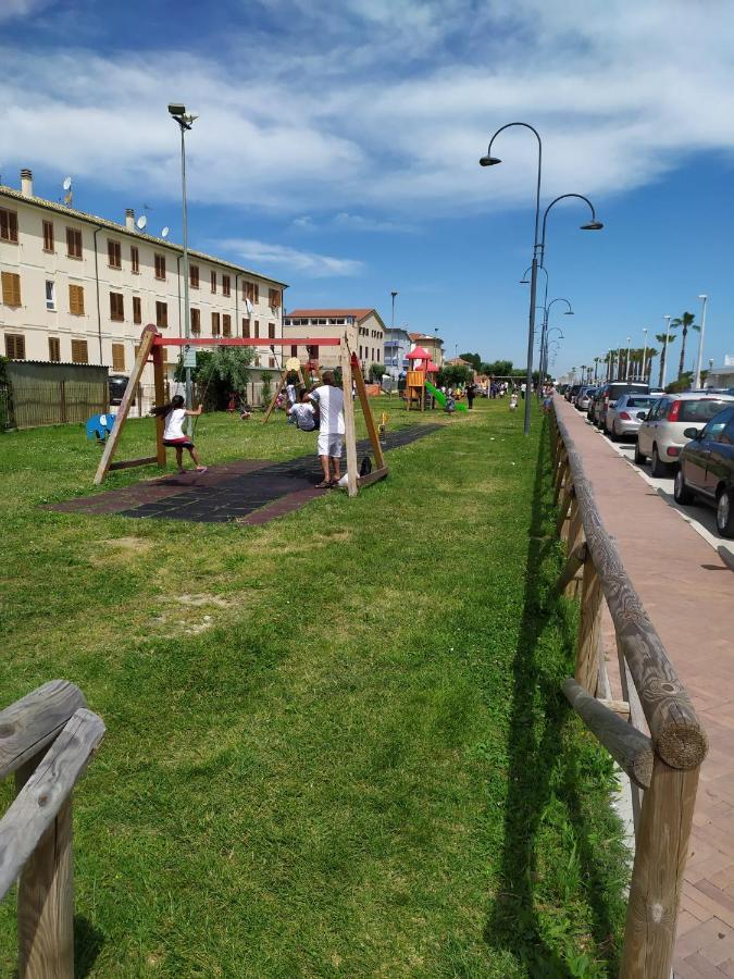 Ad Un Passo Dal Mare Apartment Porto Sant'Elpidio Exterior photo